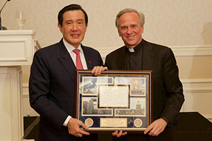 Ma Ying-jeou, former president of Taiwan, visits Notre Dame