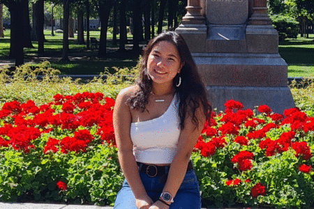 ND Journey: Sophia Ochoa ’25 expresses creativity, builds community